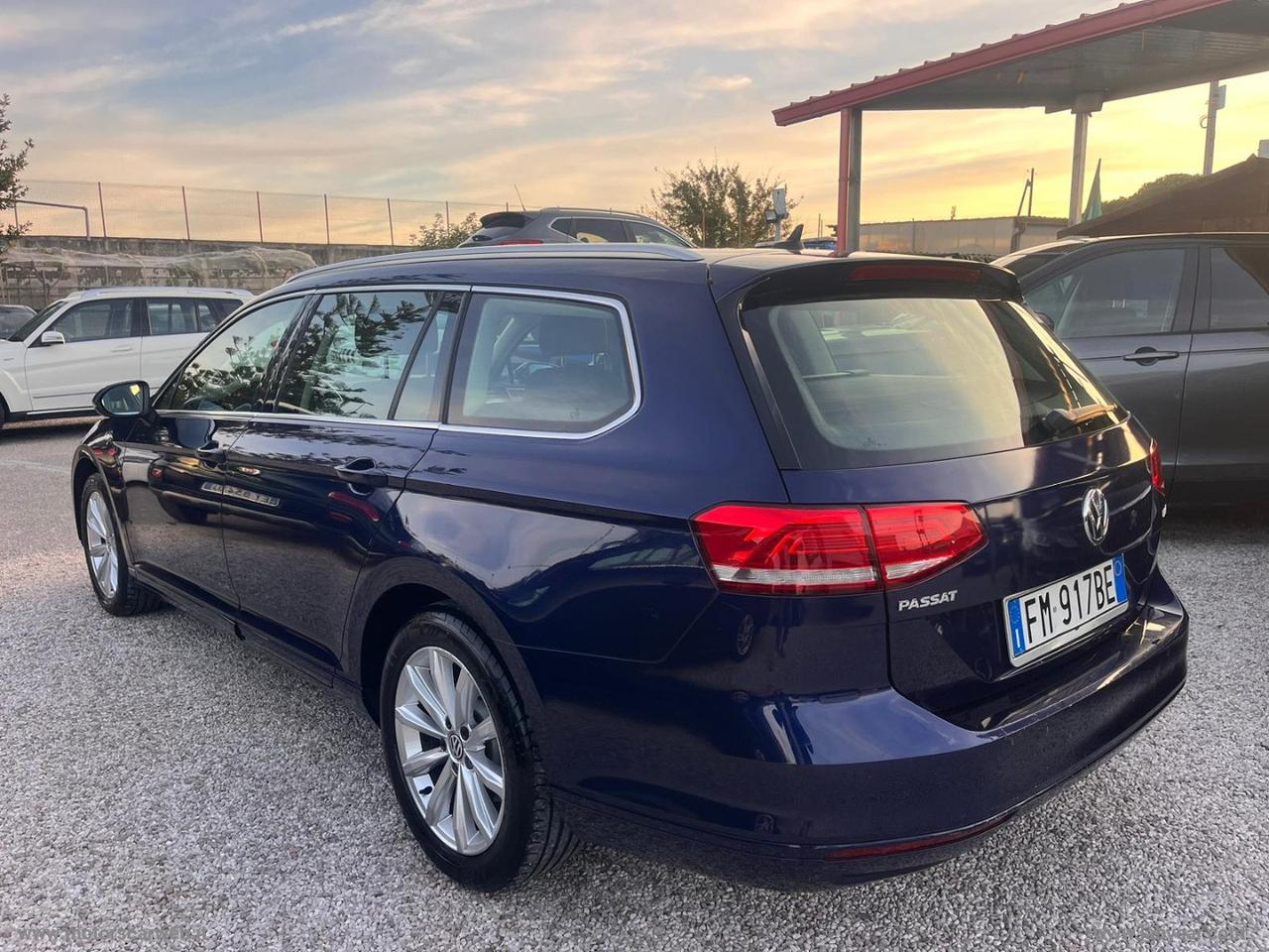 VOLKSWAGEN Passat Variant 2.0 TDI DSG Highline BMT