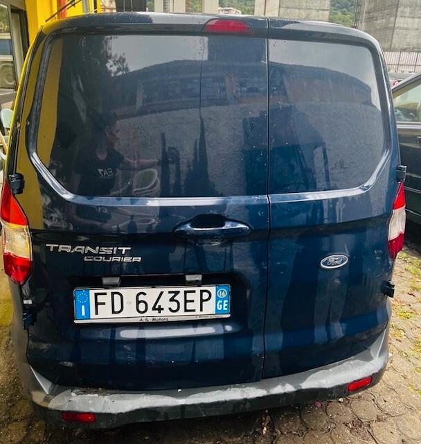 Ford Transit Courier 1.5 TDCi 75CV Van Entry