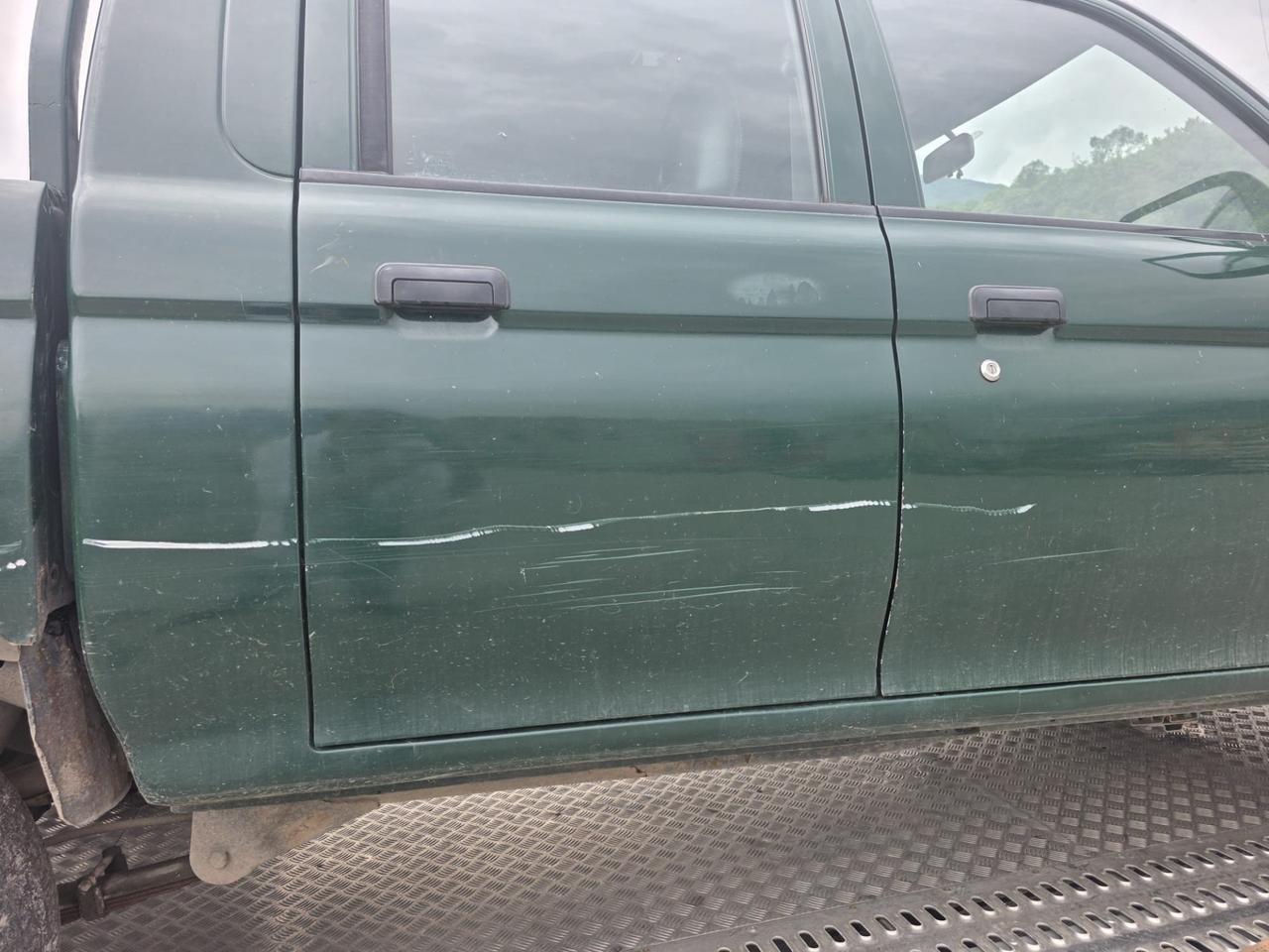 Mitsubishi l 200