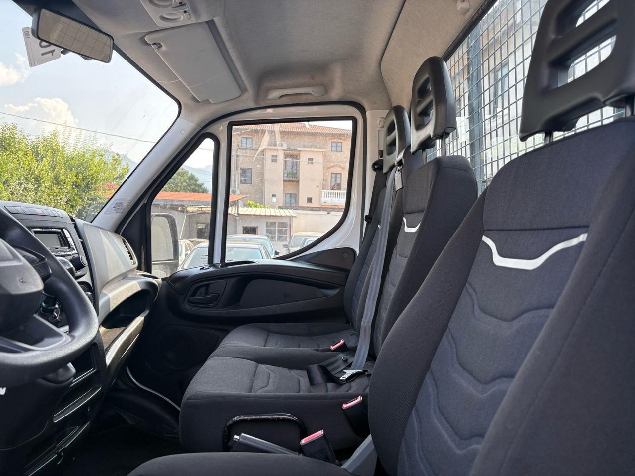 Iveco dayli ribaltabile trilaterale