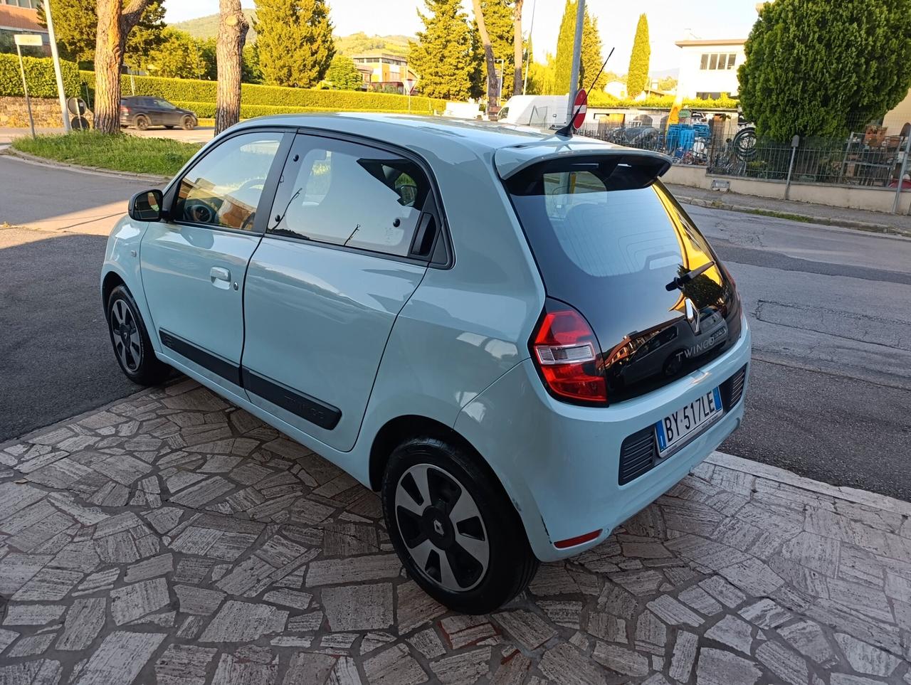 Renault Twingo 1.0 SCe Live