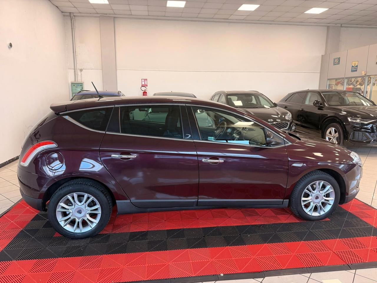 Lancia Delta 1.6 MJT DPF Oro