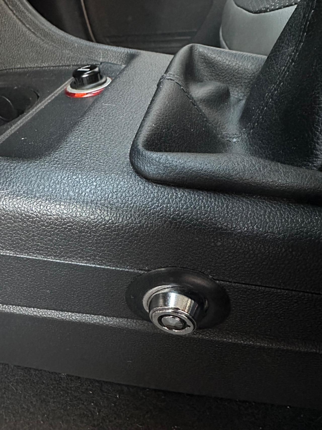 Volkswagen up! 1.0 75 CV 5p. high up