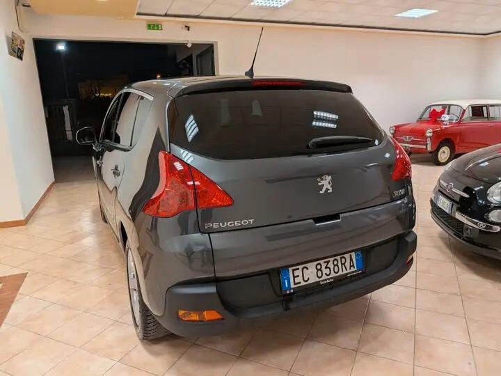Peugeot 3008 1.6 HDi 110CV cambio robotizzato Premium