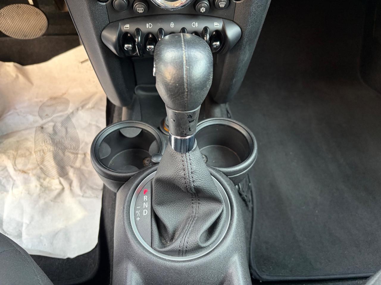 Mini 2.0 16V Cooper D Automatica