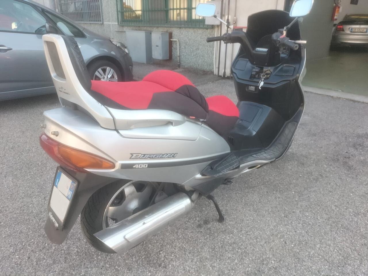 SUZUKI BURGMAN 400 RICAMBI VARI DI SCORTA