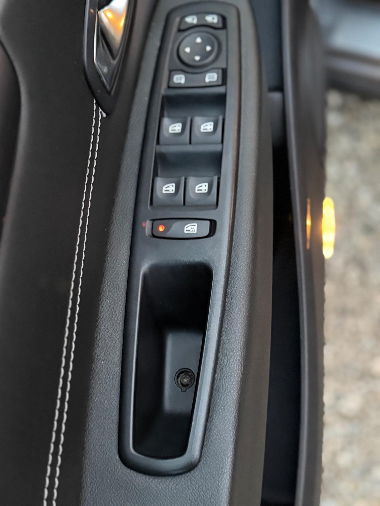 Renault Scenic Scénic XMod Cross 1.5 dCi 110CV Energy