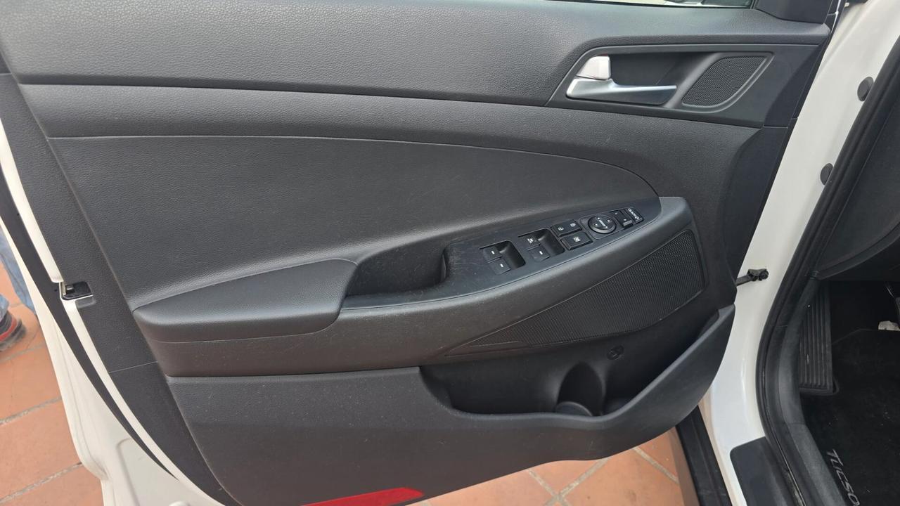 Hyundai Tucson 1700 DIESEL 116CV X-POSSIBLE