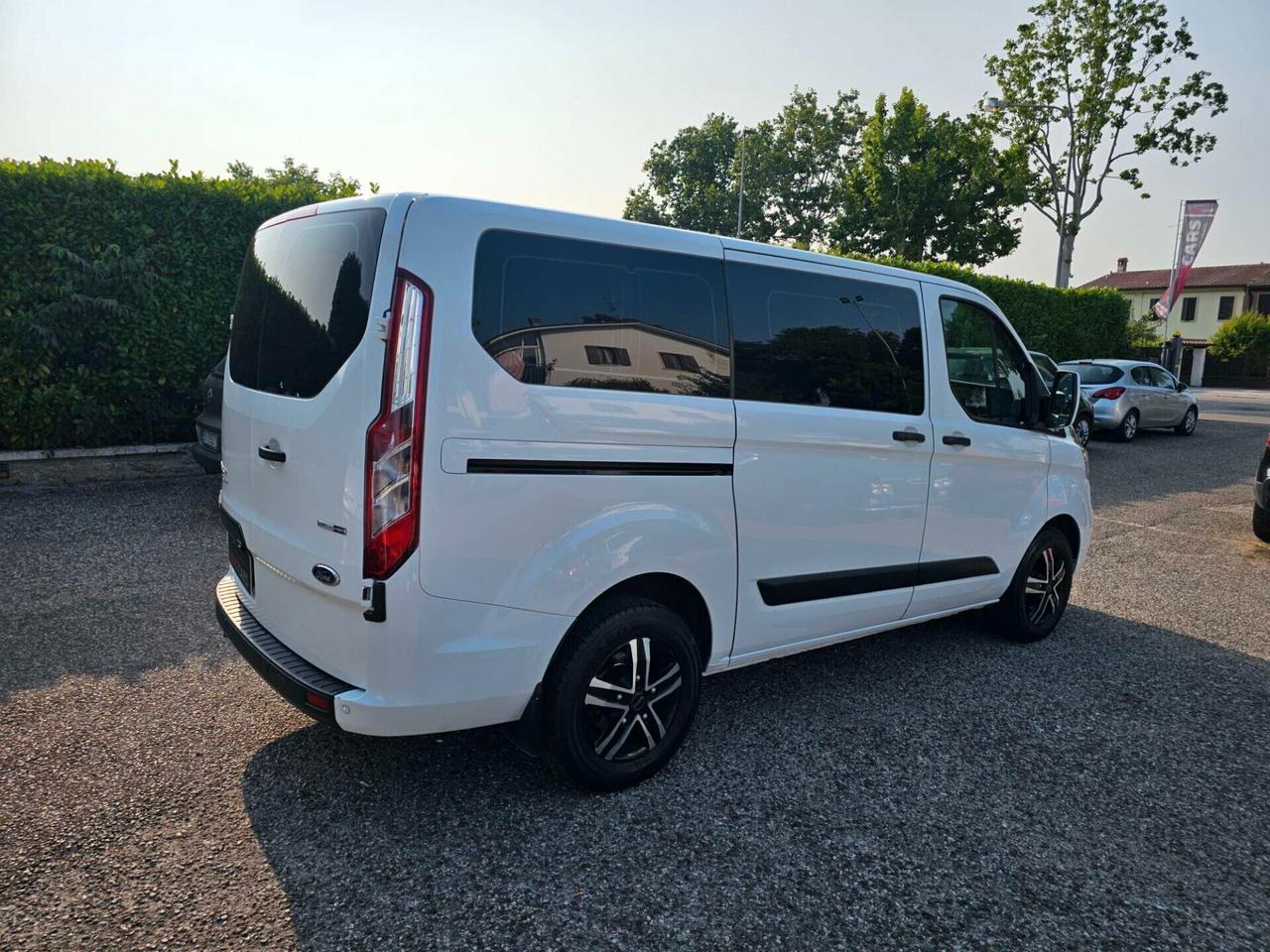 Ford Tourneo Custom Tourneo Custom 320 2.0 EcoBlue 130CV MHEV PC Trend