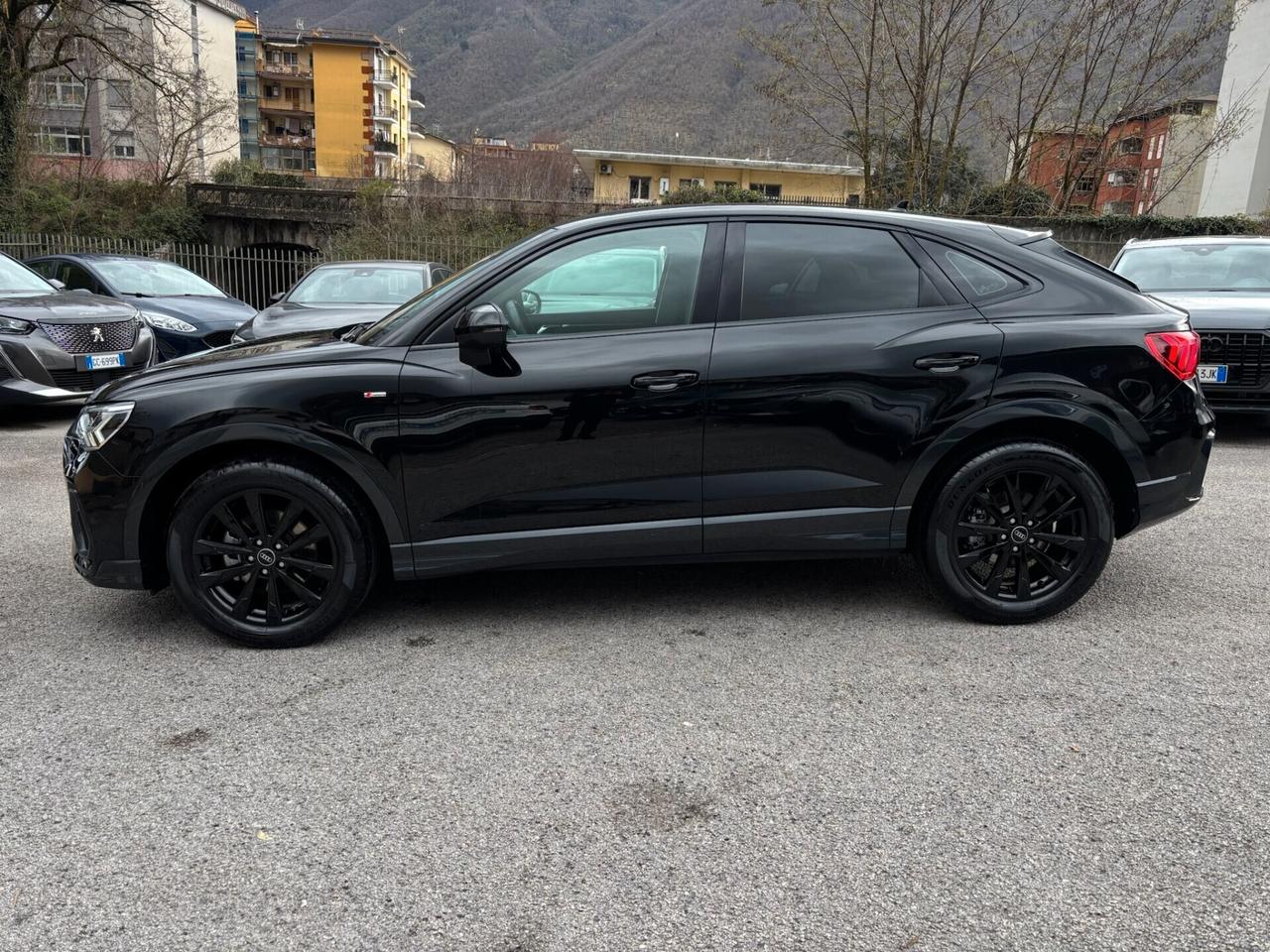 Audi Q3 SPB 35 TDI S tronic 150 CV S-LINE - MY 22