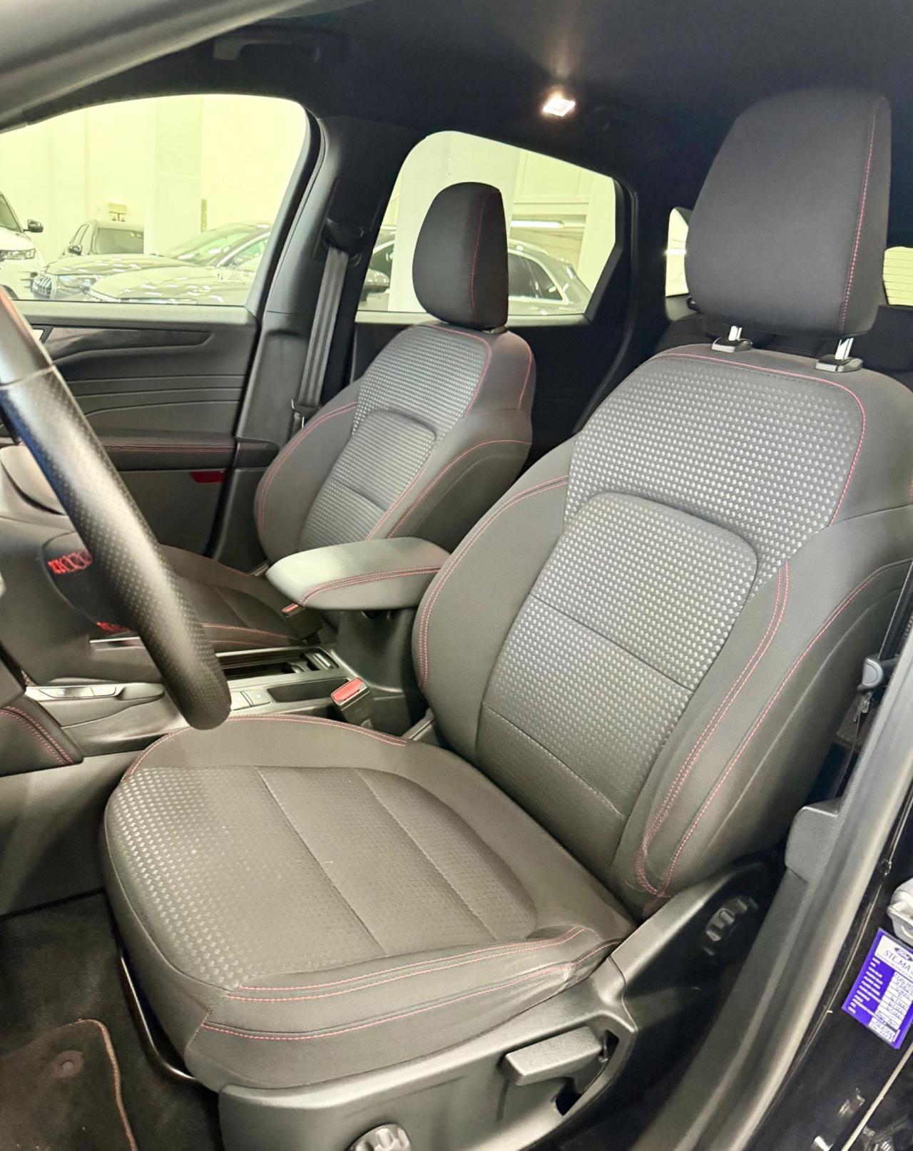 Ford Kuga 1.5 EcoBlue 120 CV ST-Line FINANZIABILE