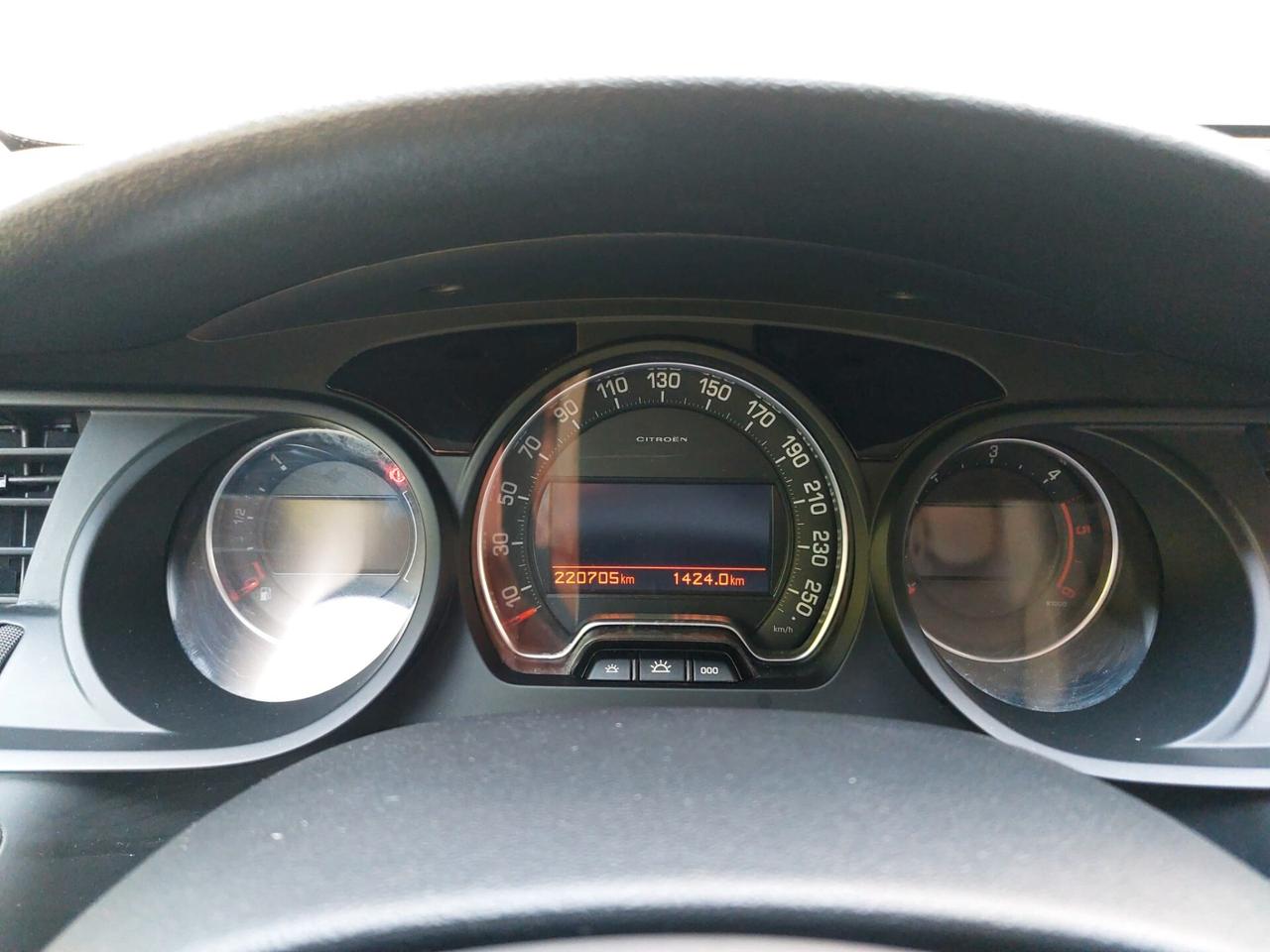 Citroen C5 Tourer 2.0 bluehdi Executive hydractive 150cv Garanzia 12 Mesi