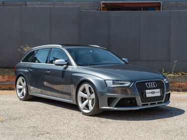 Audi A4 RS 4 Avant 4.2 V8 FSI quattro S tronic