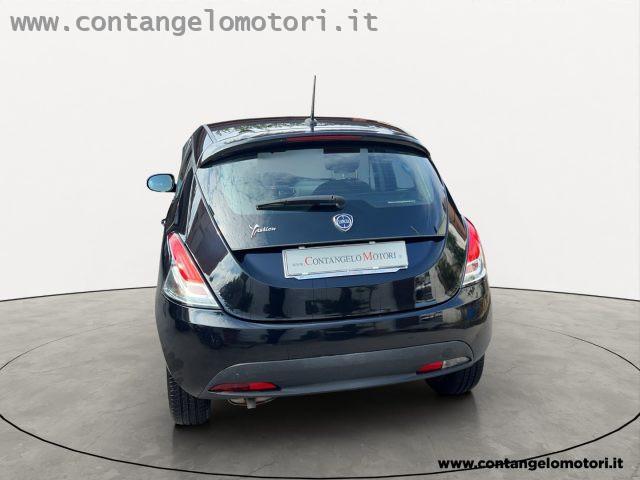 LANCIA Ypsilon 1.2 69 CV 5 porte S&S Black and Noir