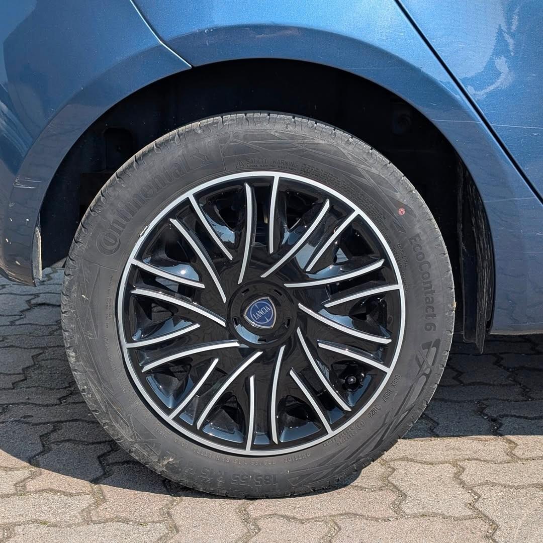 Lancia Ypsilon 1.0 FireFly 5 porte S&S Hybrid Ecochic Gold