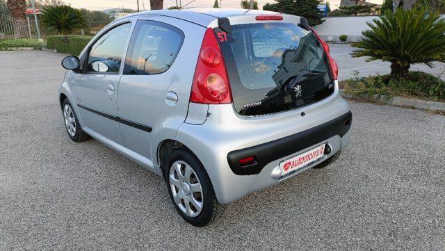 PEUGEOT 107 1.0 68CV 5p. Sweet Years 2Tronic
