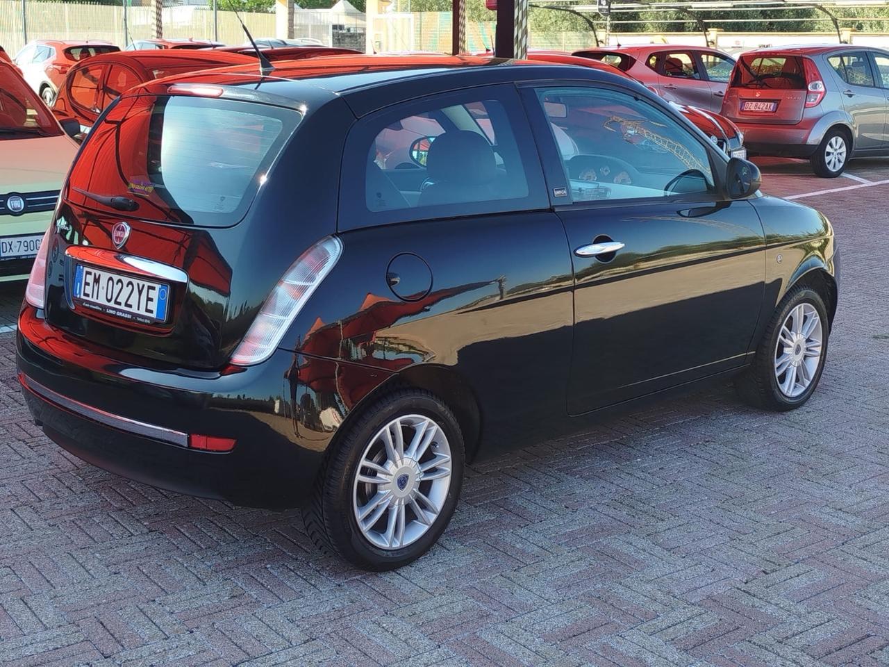 Lancia Ypsilon 1.2 69 CV 3 porte GPL