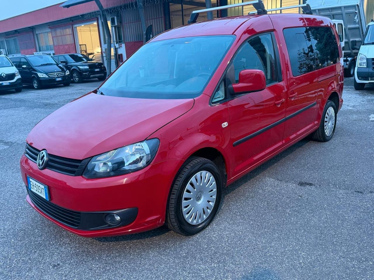 Volkswagen Caddy 1.6 TDI 102 CV. Trendline Maxi 7 POSTI