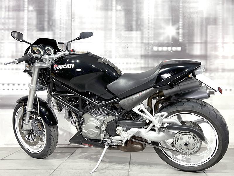Ducati Monster S2R 1000