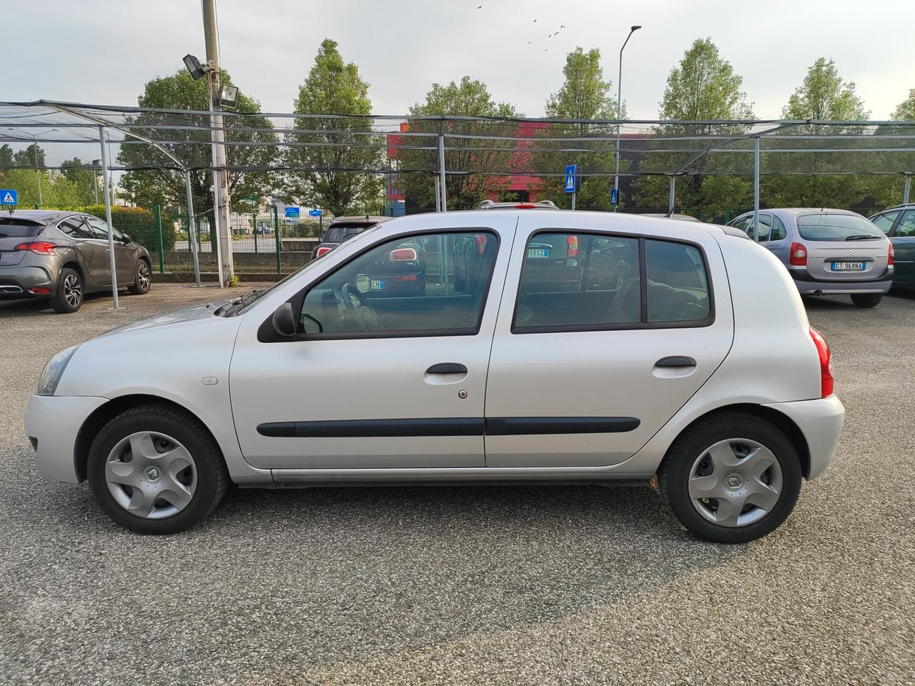 Renault Clio Storia 1.2 5 porte GPL Confort