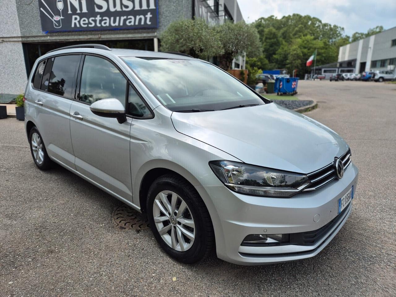 Volkswagen Touran 2.0 TDI 150 CV DSG *7 POSTI*