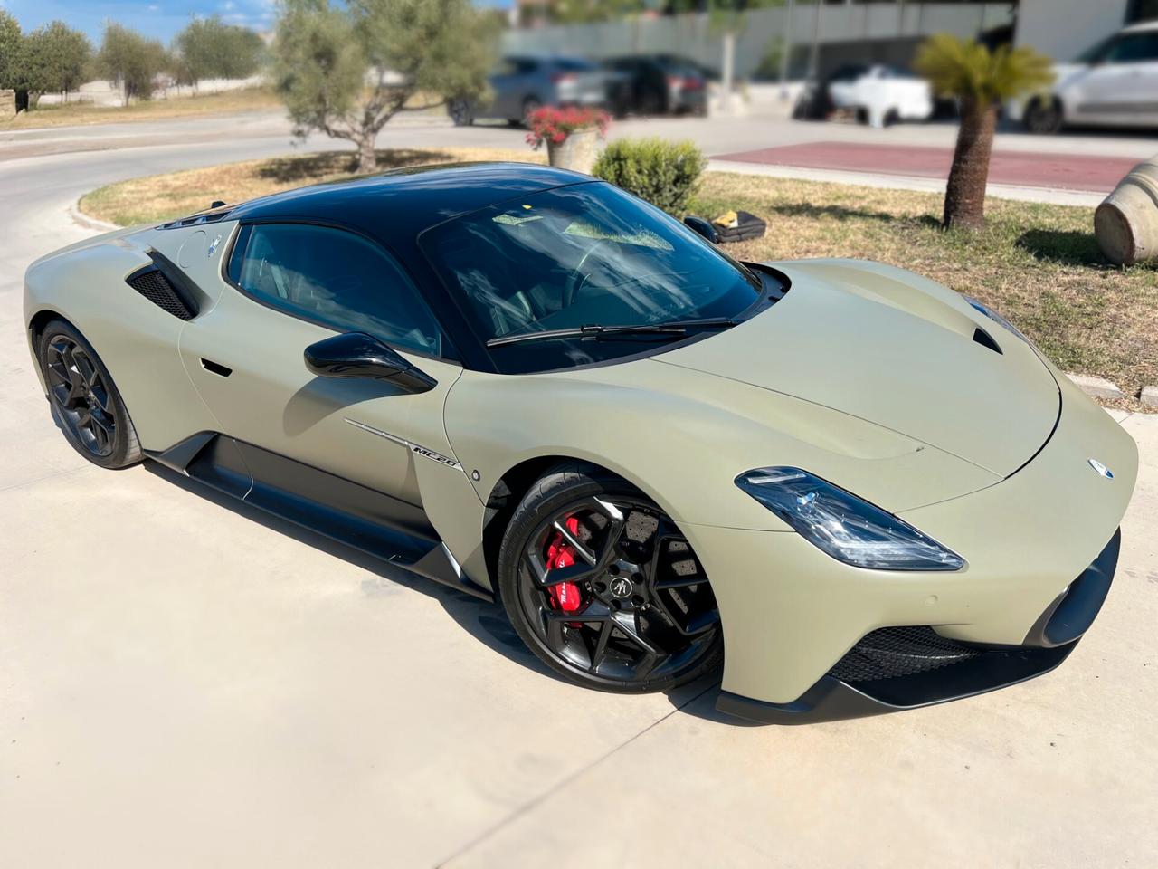 Maserati MC20