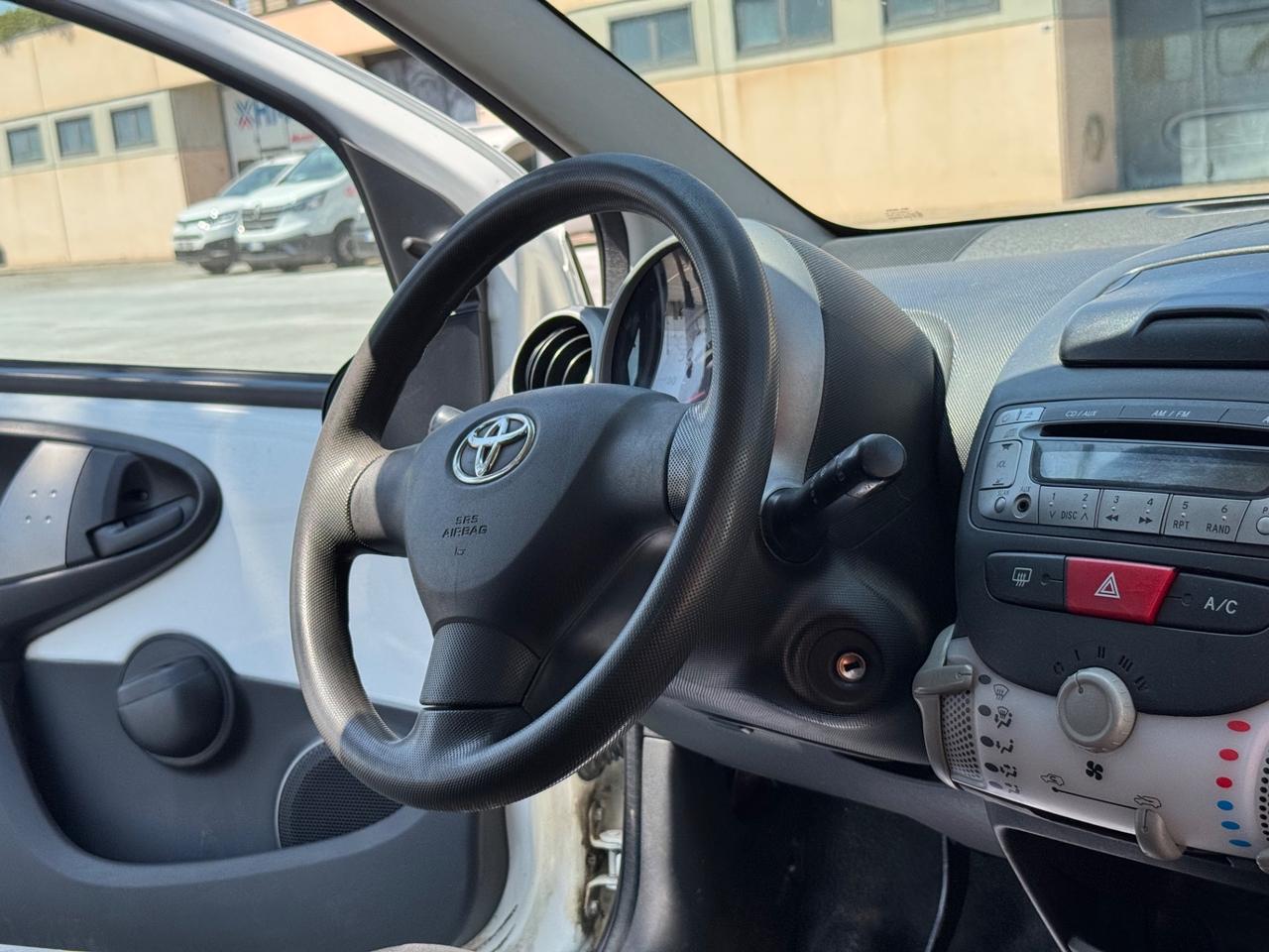 TOYOTA AYGO 1.0 BENZINA NEO PATENTATI 2012 12 MESI DI GARANZIA