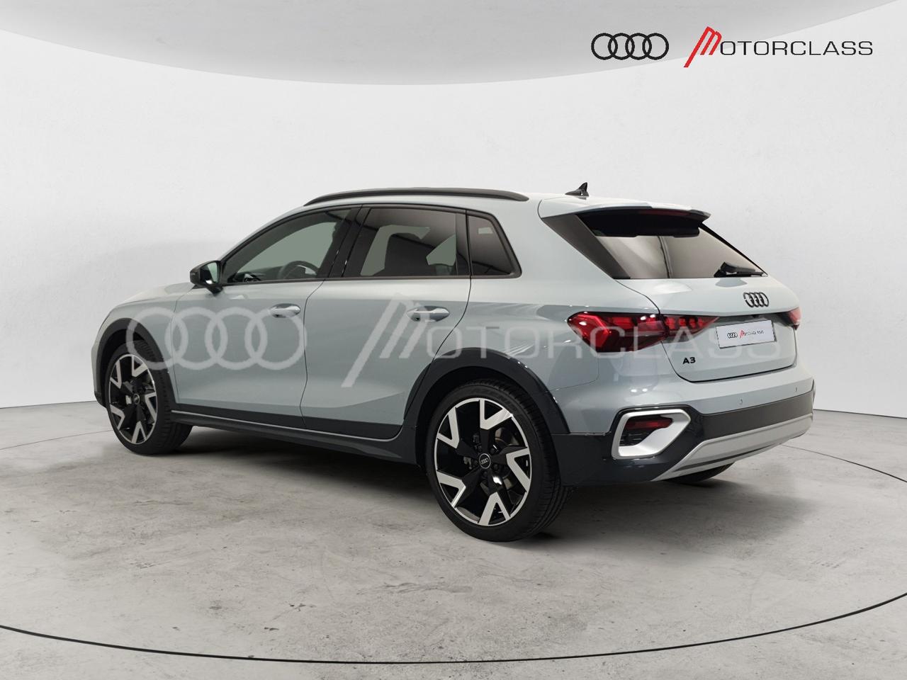 Audi A3 allstreet 30 2.0 tdi identity contrast s tronic