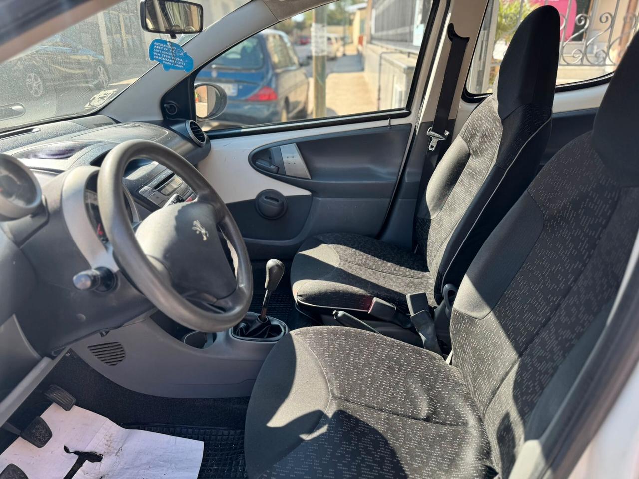 Peugeot 107 1.0 68CV 5p. Plaisir