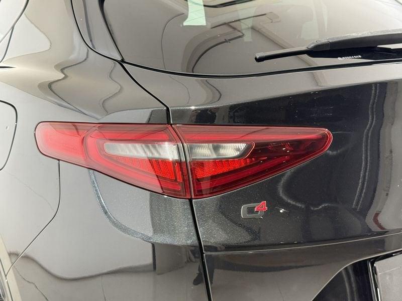 Alfa Romeo Stelvio 2.0 Turbo Benzina 280CV Veloce AT8 Q4