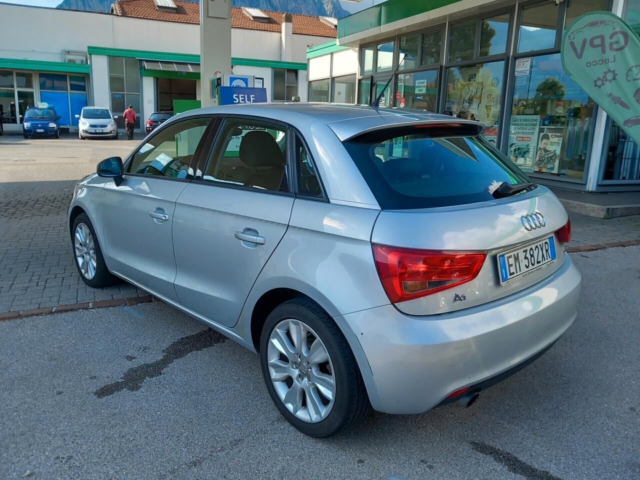 Audi A1 1.6 TDI S tronic SPB SLINE