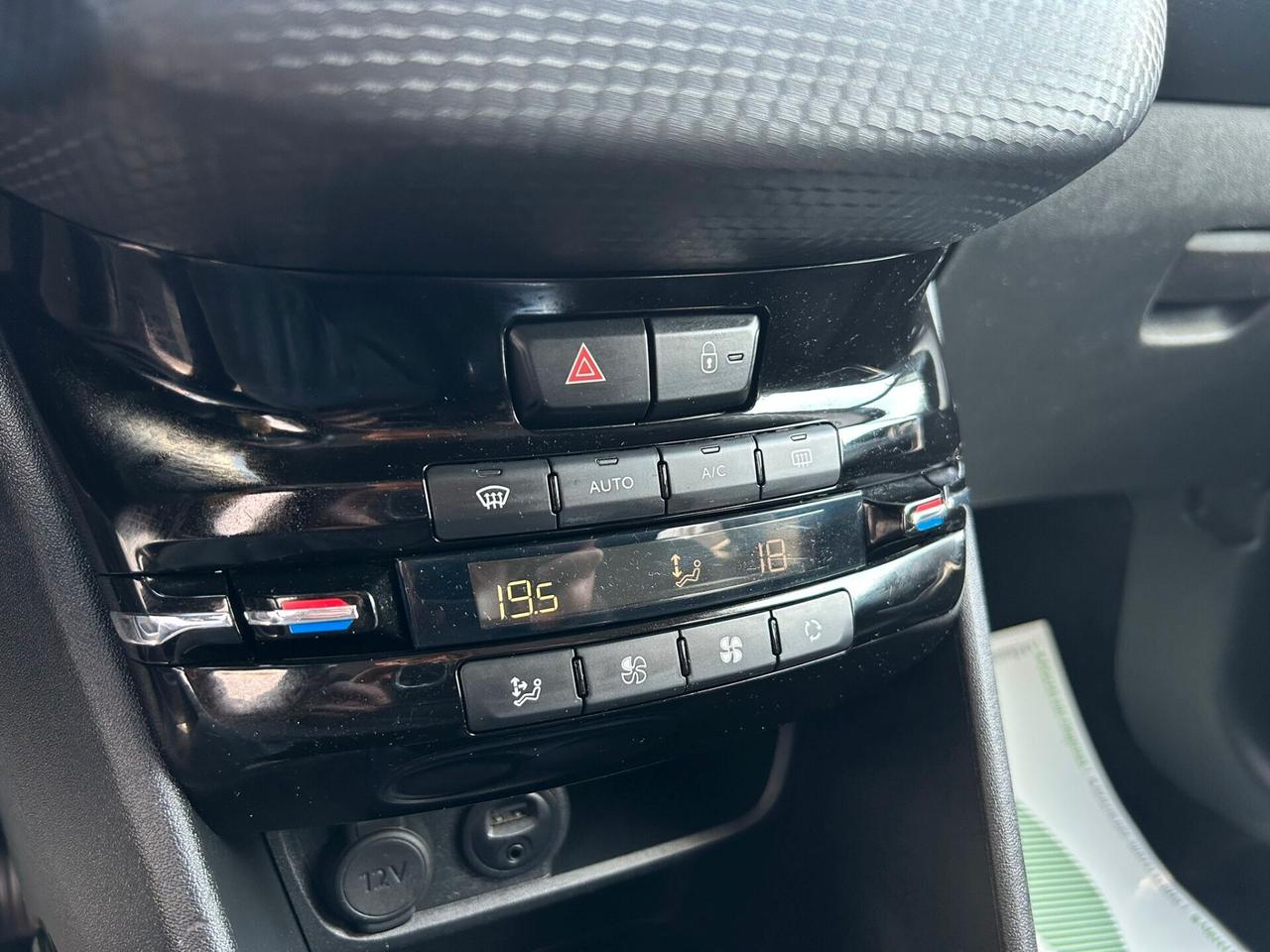 Peugeot 2008 1.6 HDI 100Cv ALLURE Km82.000-2018