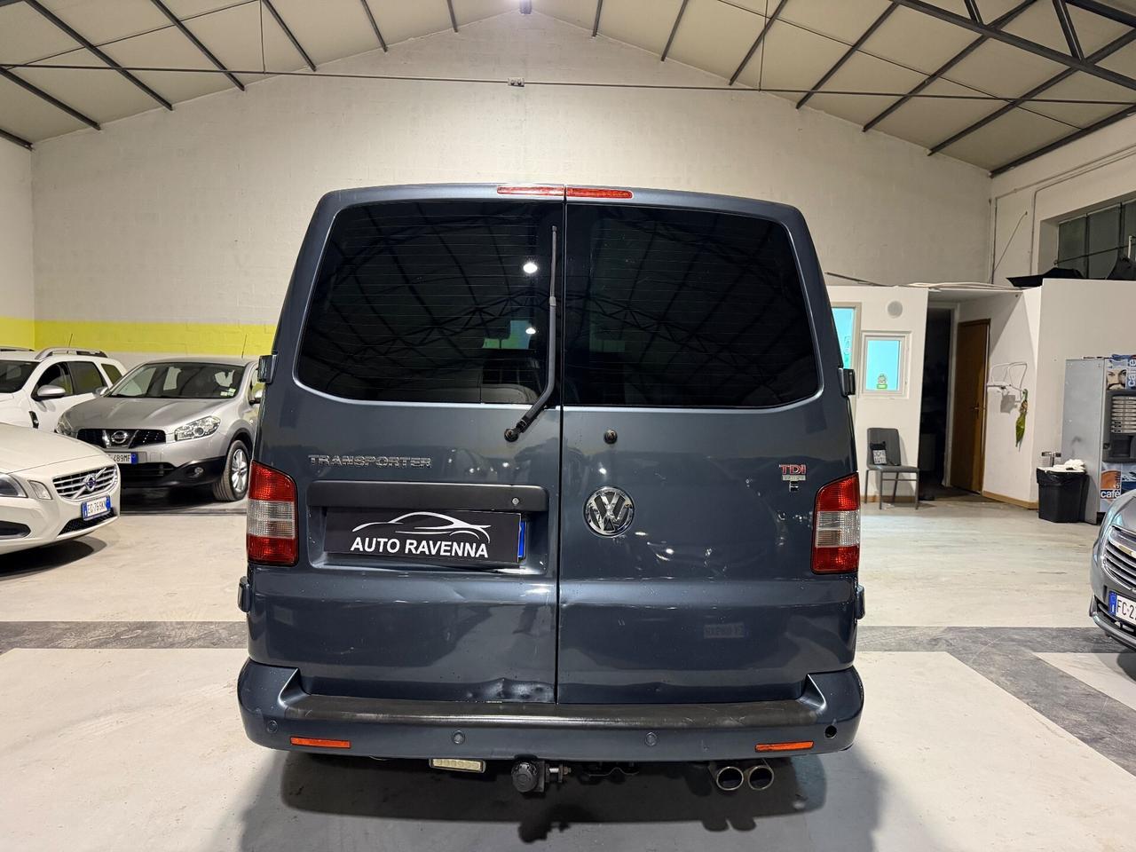 Volkswagen Transporter T-EDITION FULL 2.5 TDI 180CV DSG 2010