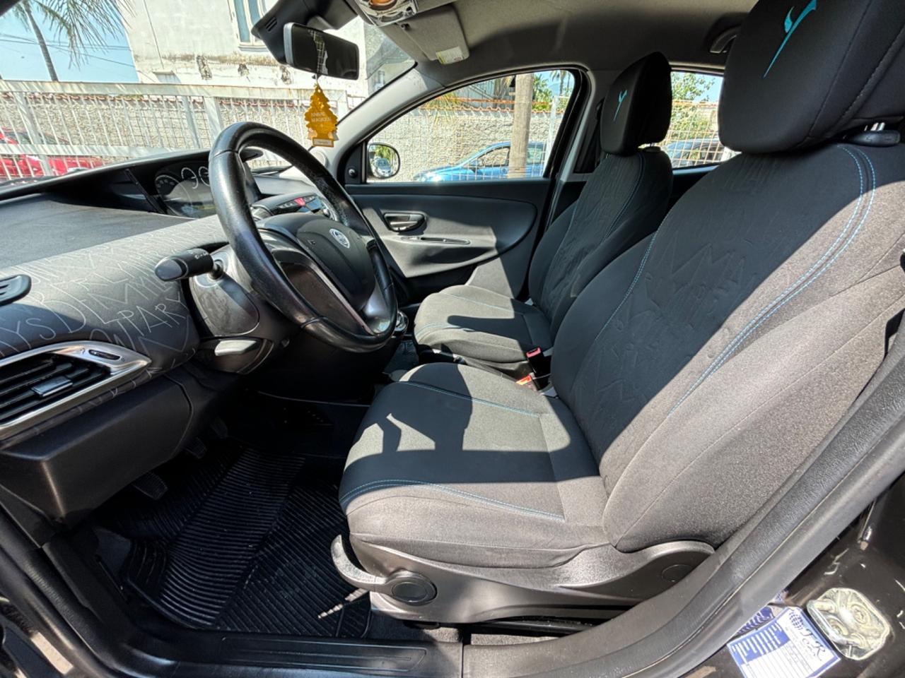 LANCIA YPSILON 1.2 69CV 110.000KM PLATINUM