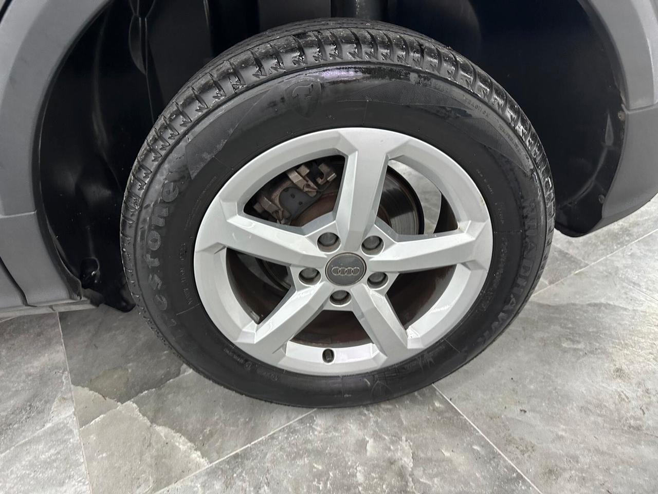 Audi Q2 30 TDI S tronic Business