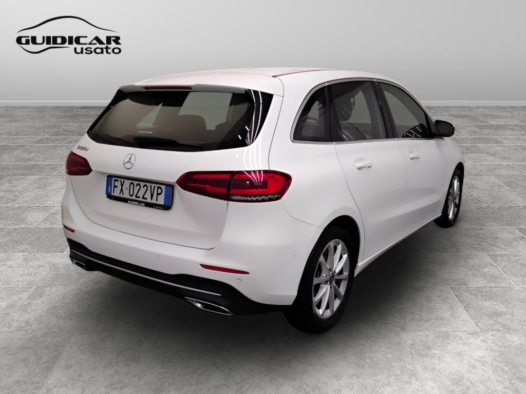 Mercedes-Benz Classe B - W247 2018 - B 180 d Sport Plus auto