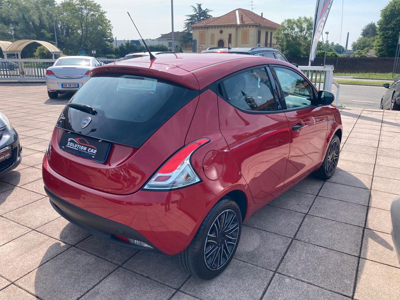 Lancia Ypsilon 1.2 69 CV 5 porte Elefantino Blu