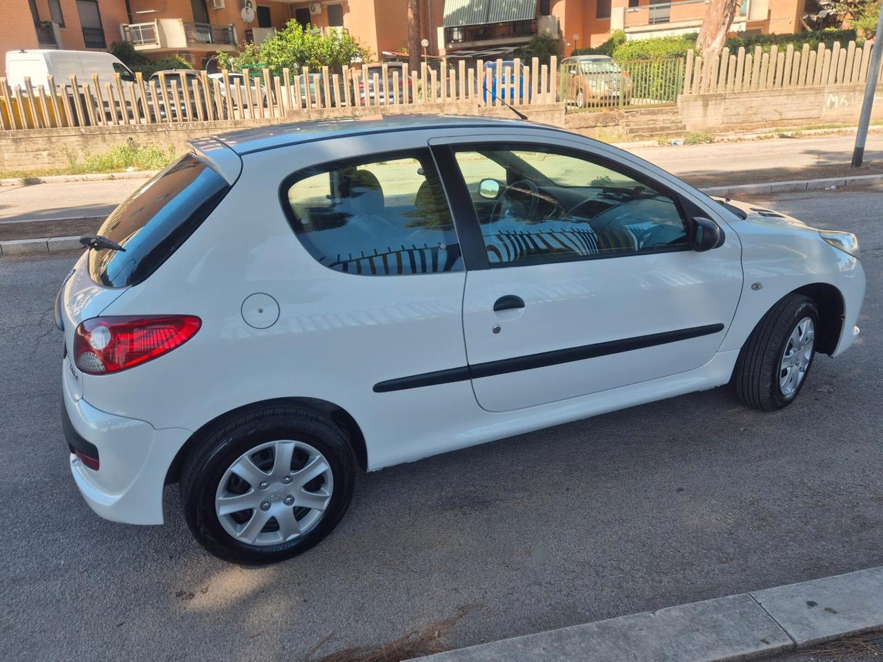 Peugeot 206 Plus 1.1 60CV 3p. Energie 2011