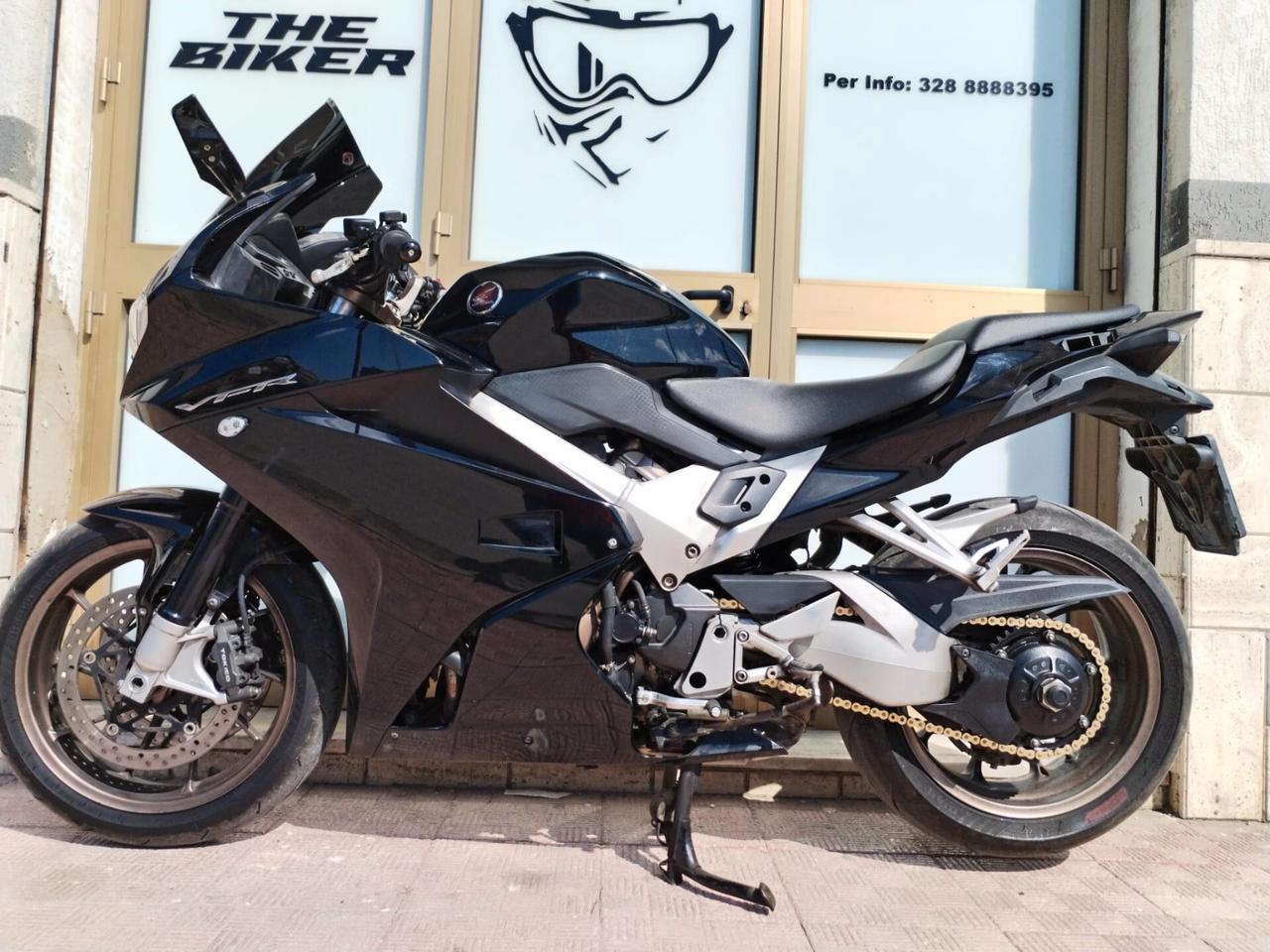 Honda VFR 800 F V4 gt sc project