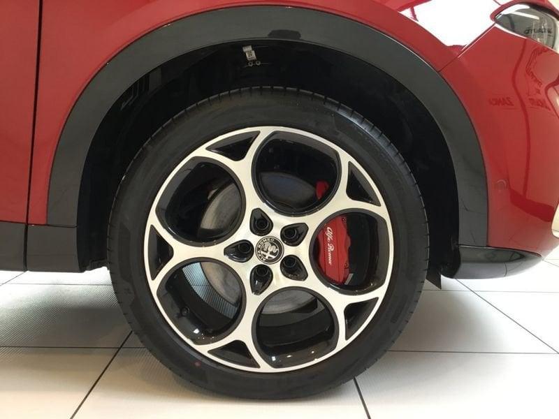 Alfa Romeo Tonale 1.3 280cv Plug-in Hybrid AT6 Veloce Q4 MY25