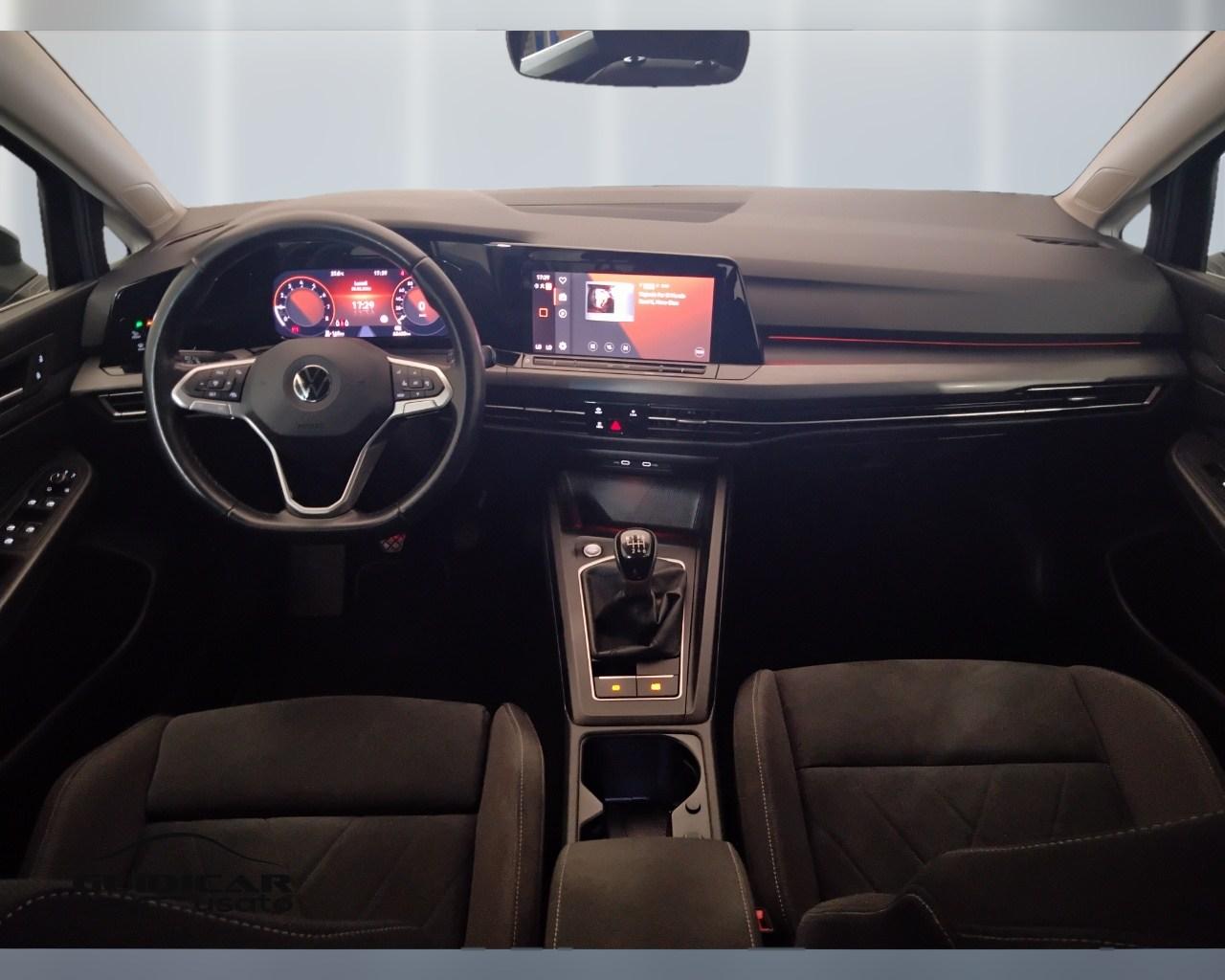 VOLKSWAGEN Golf VIII 2020 - Golf 1.5 tgi Style 130cv