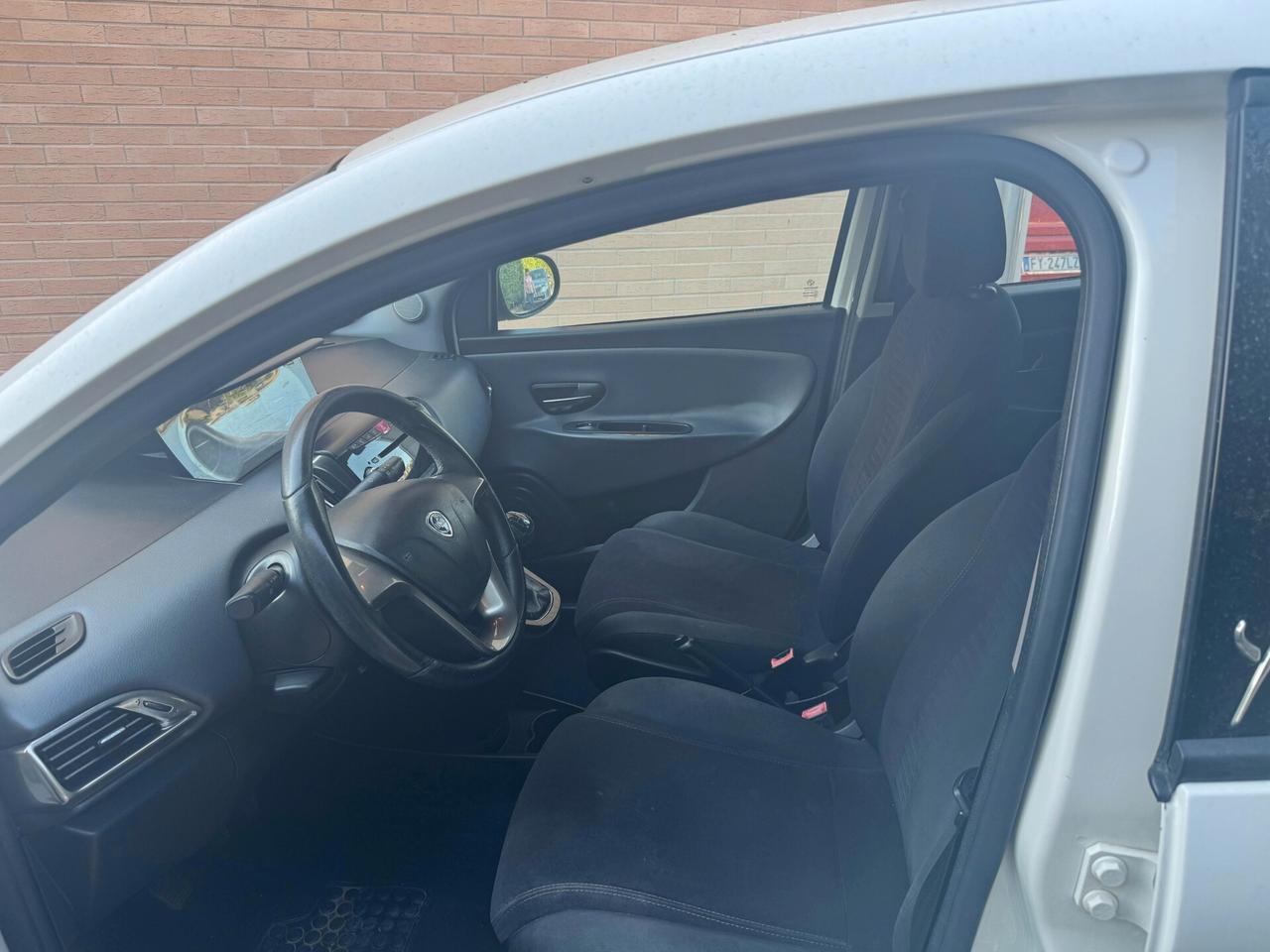 Lancia Ypsilon 1.3 MJT 16V 95 CV 5 porte S&S Gold