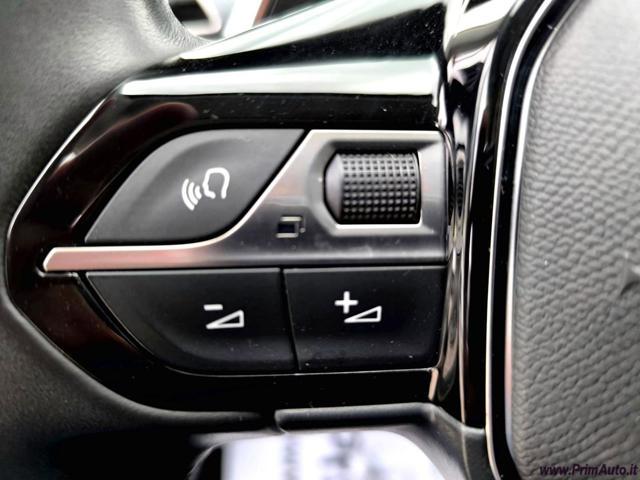 PEUGEOT 3008 BlueHDi 130 S&S Allure