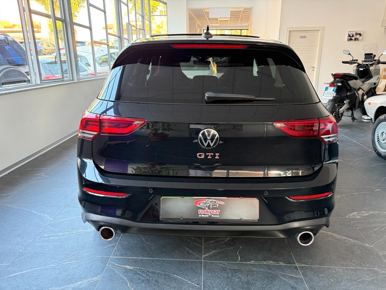 Volkswagen Golf GTI Golf 2.0 TSI GTI