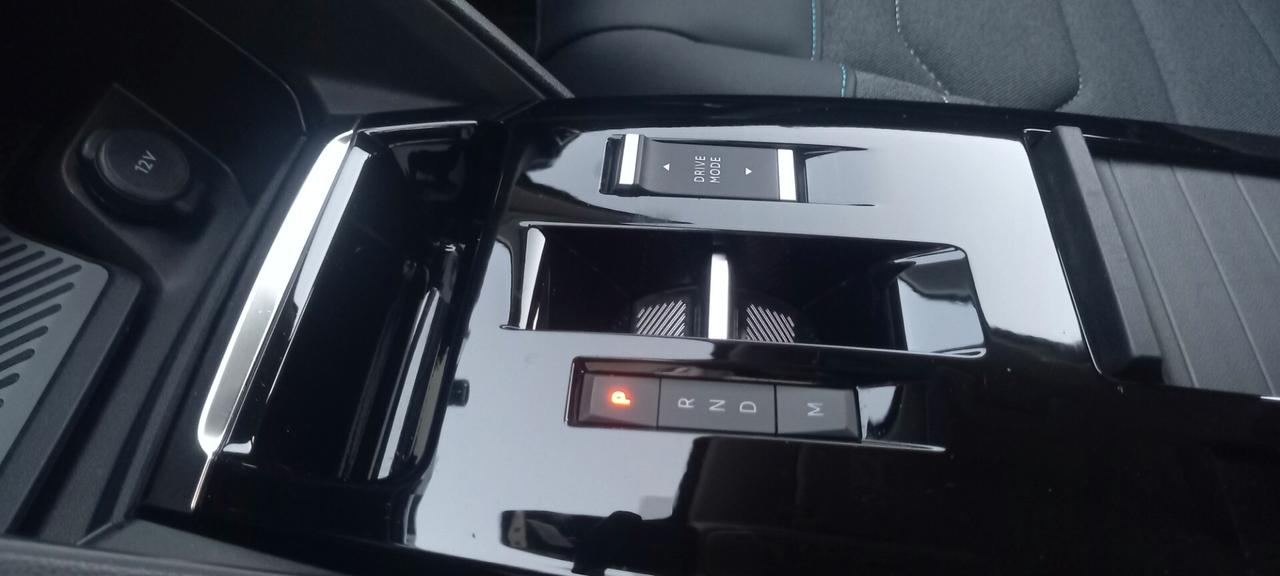 Citroen C4 BlueHDi 130 S&S EAT8 Shine 2023