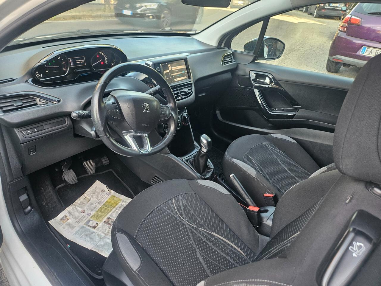 Peugeot 208 1.4 HDi 68 CV 3 porte Allure 2012