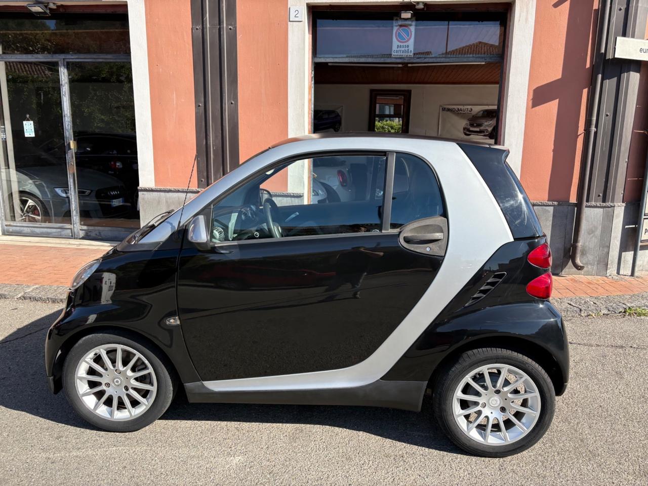 Smart ForTwo 1000 52 kW coupé passion