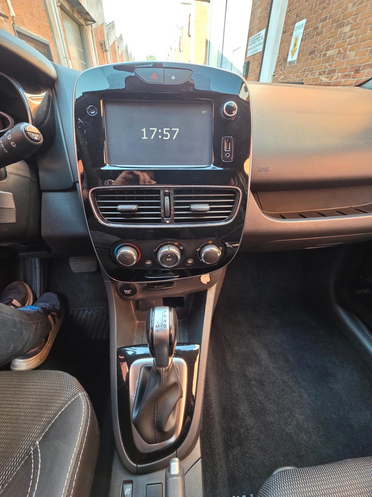 Renault Clio dCi 8V 90CV Start&Stop 5 porte Energy Intens