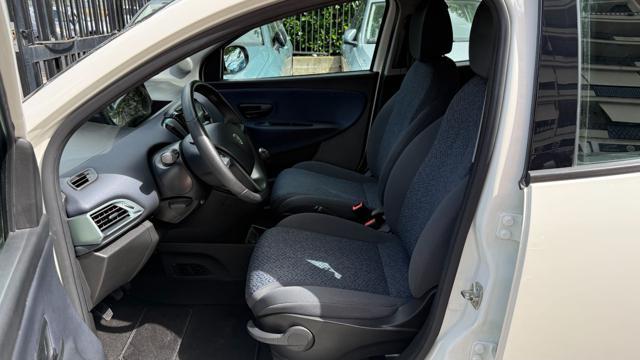 LANCIA Ypsilon 1.0 FIREFLY S&S HYBRID GOLD*R.CAM*CARPLAY*LED*TEL