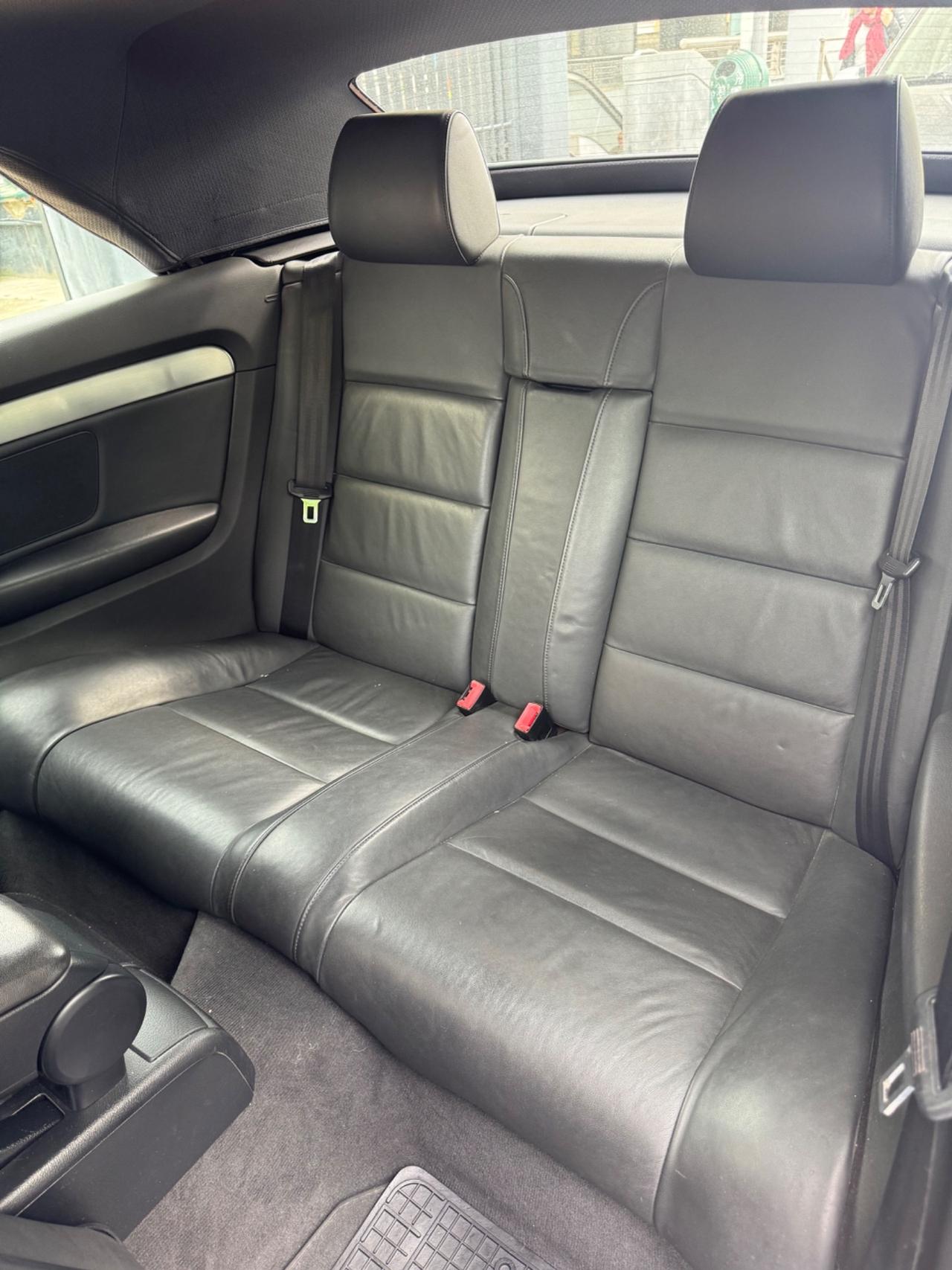 Audi A4 Cabriolet 2.0 TDi 140 cv 4 posti